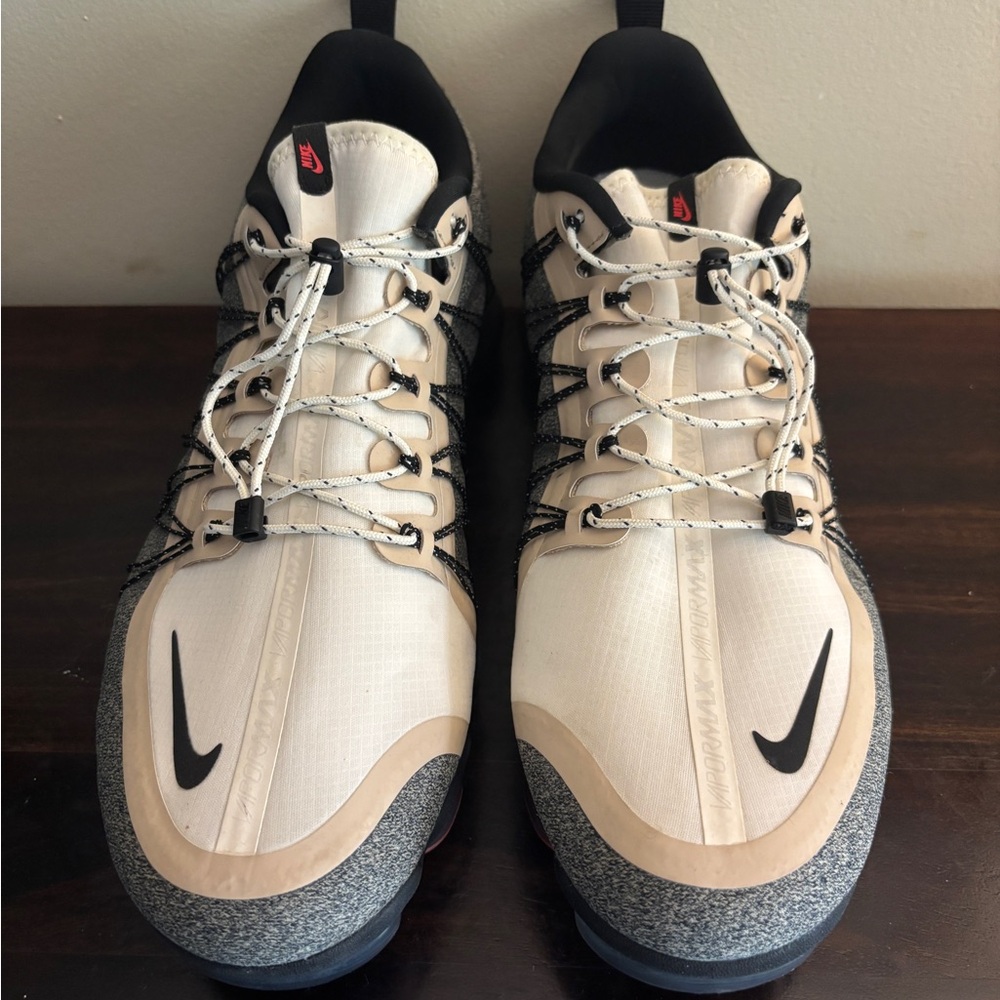 Not New (Worn) Men’s Nike Air Vapormax Run Utility Desert One Cream and Black